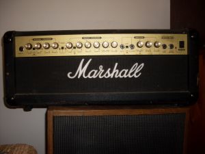 Hudební integrovaný zesilovač Marshall G100R CD