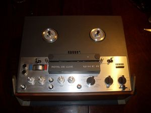 Cívkový stereo hifi magnetofon Uher LK 8324 Royal De Luxe