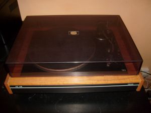 Hifi gramofon Tesla NC430